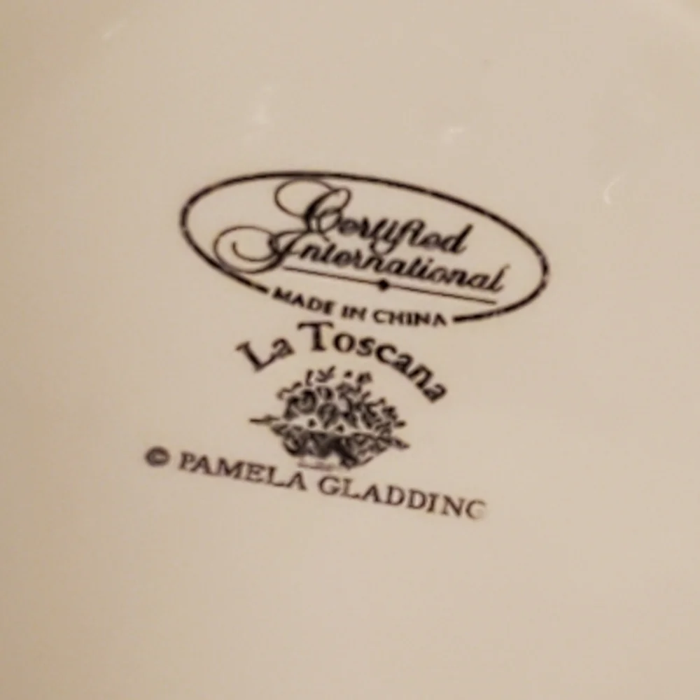 Certified International La Toscana dessert/salad plate pears and currants